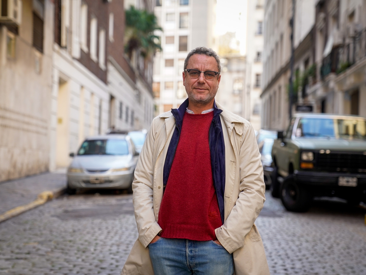 „Nowa Ziemia” Sebastiano Mauriego: Powieść o samozniszczeniu i przyszłości planety