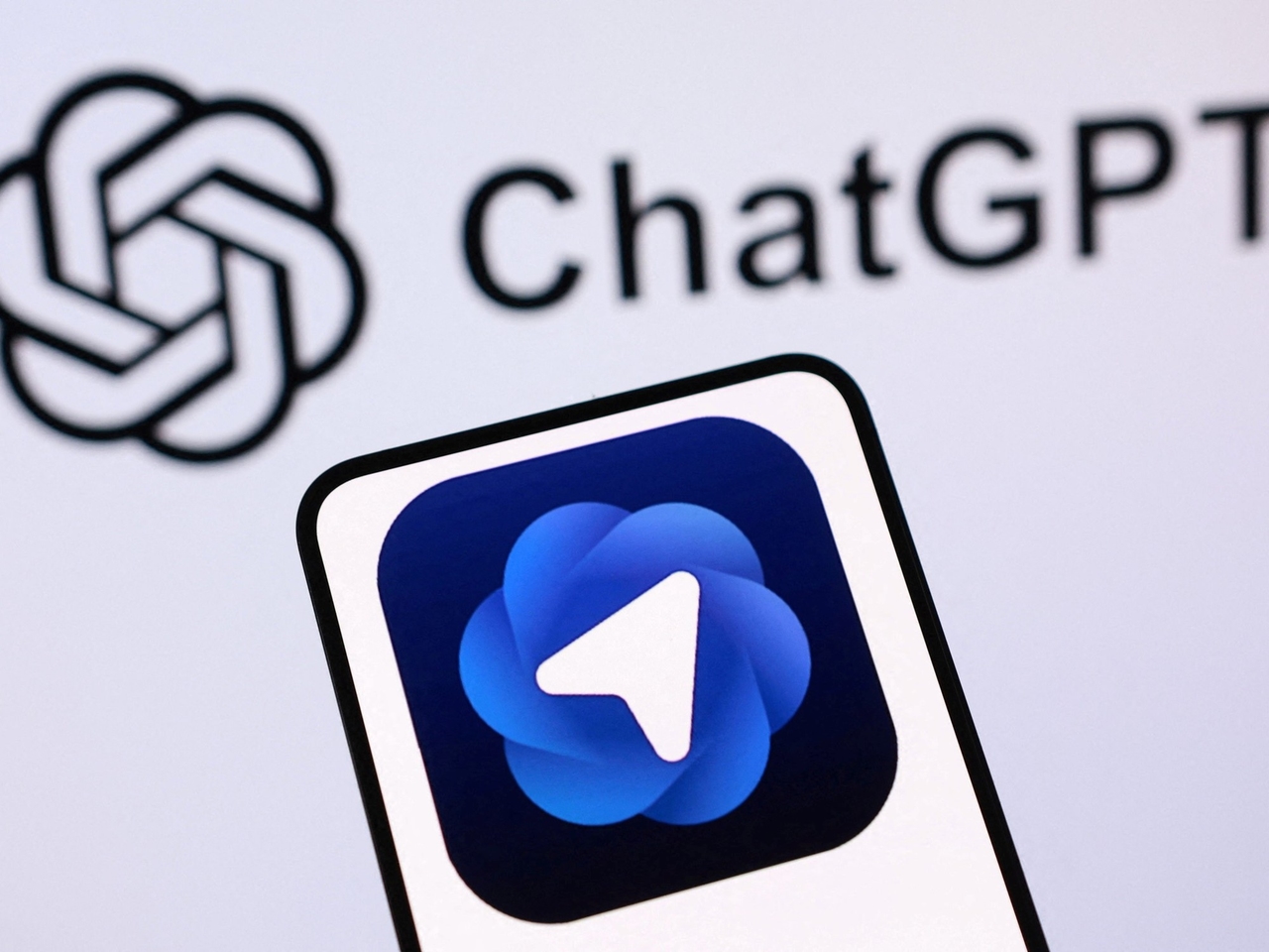 Atlas ChatGPT: Nowa przeglądarka oparta na sztucznej inteligencji, która zagraża Google i zmienia sposób, w jaki korzystamy z Internetu.