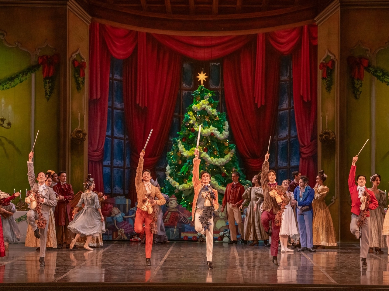 "El Cascanueces" en el Colón: tradición y elegancia de la mano de Gino Bogani