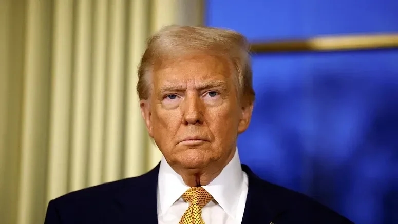 Donald Trump menace d'imposer des droits de douane secondaires aux alliés de la Russie
