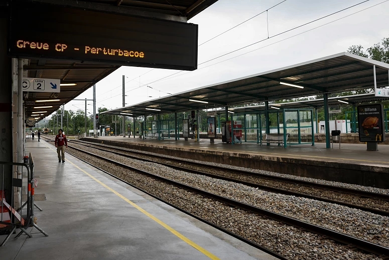 Greve na CP suprimiu 16,1% dos comboios até às 19:00