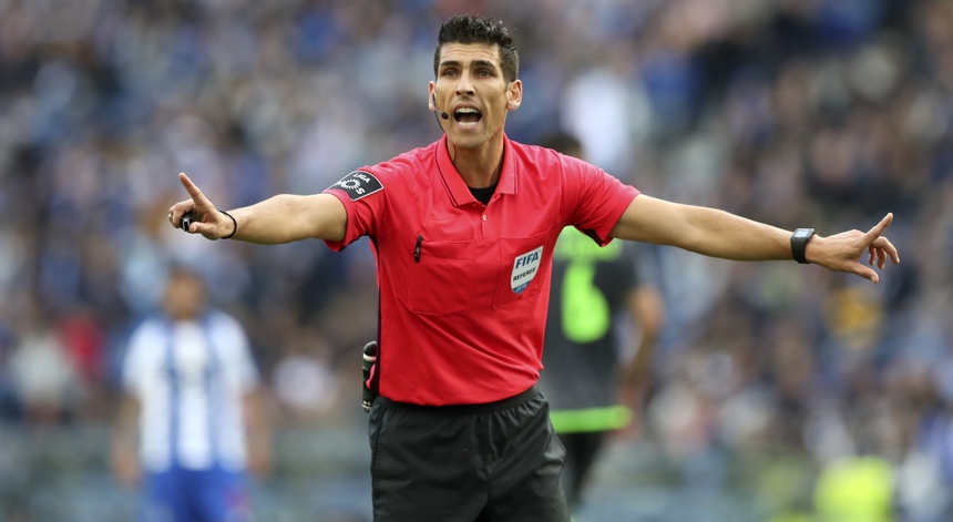 Sędzia Fábio Veríssimo poprowadzi mecz o Superpuchar pomiędzy Sportingiem a Benfiką
