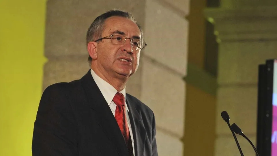 José Junqueiro, ancien député du Parti socialiste et secrétaire d'État, est décédé.