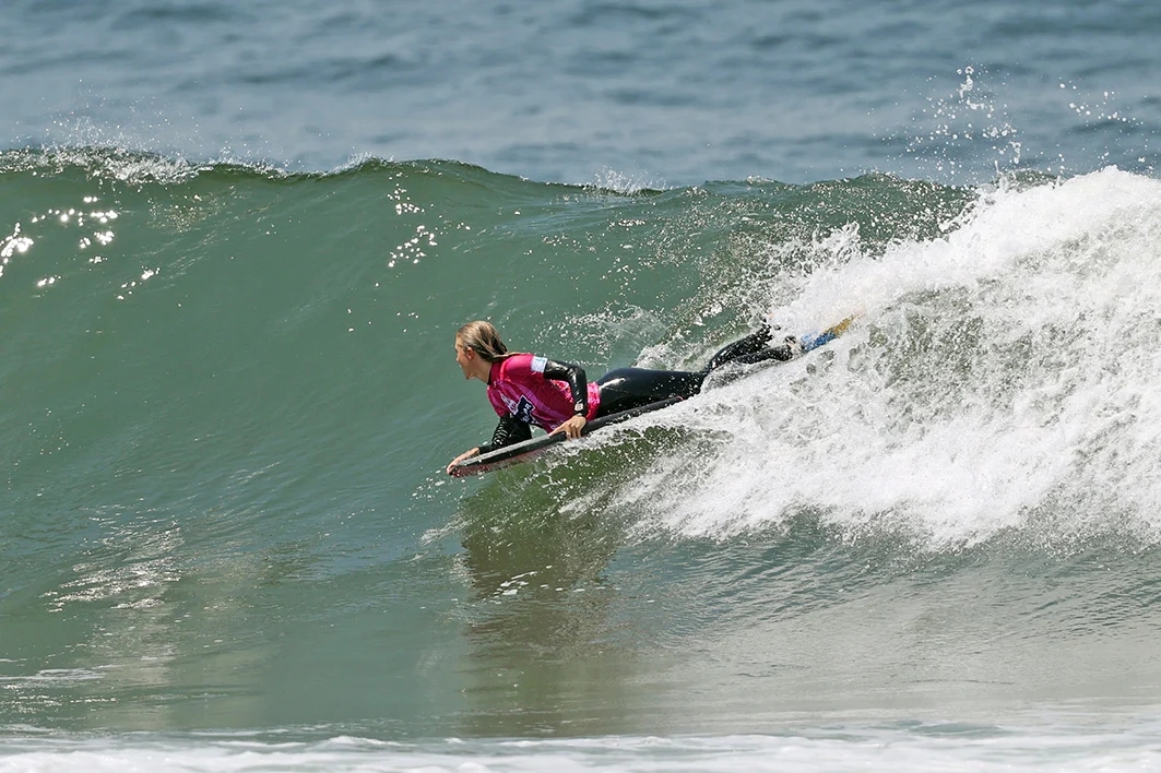 Ambiance festive et conviviale pour le retour du bodyboard à la Miss Quebramar Cup