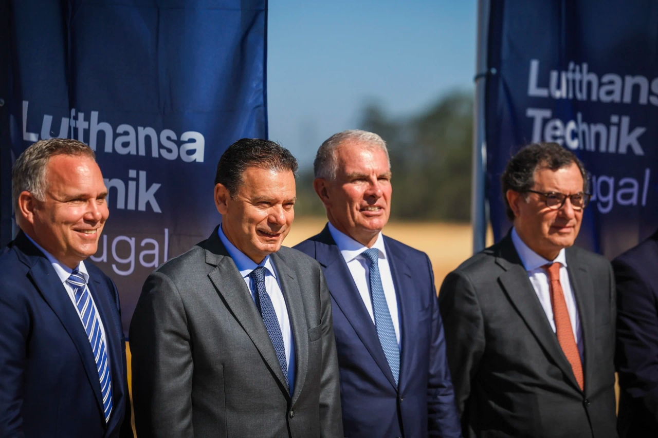 Lufthansa tem 300 pessoas em formação e lançou hoje primeira pedra da fábrica da Feira