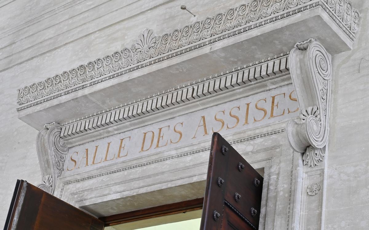 Dordogne: Man sentenced for firing foam cartridge at timber thief