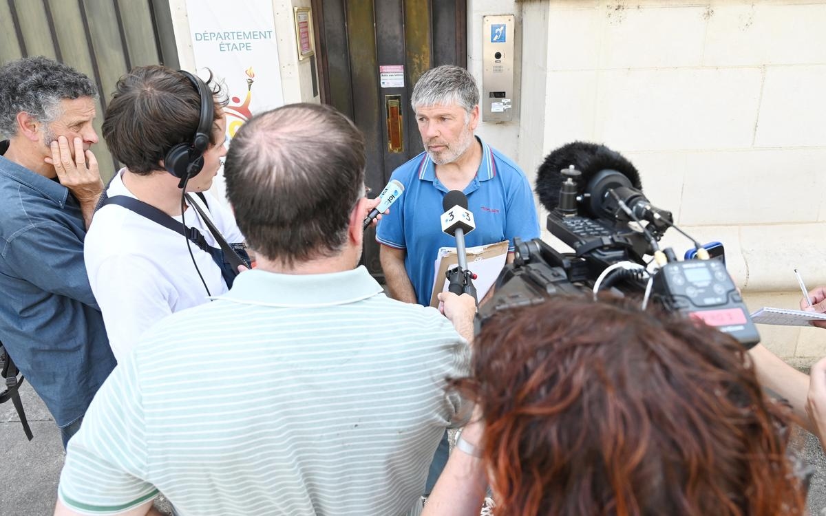 Dordogne Prefecture Files Complaint for Death Threats and Defamatory Remarks