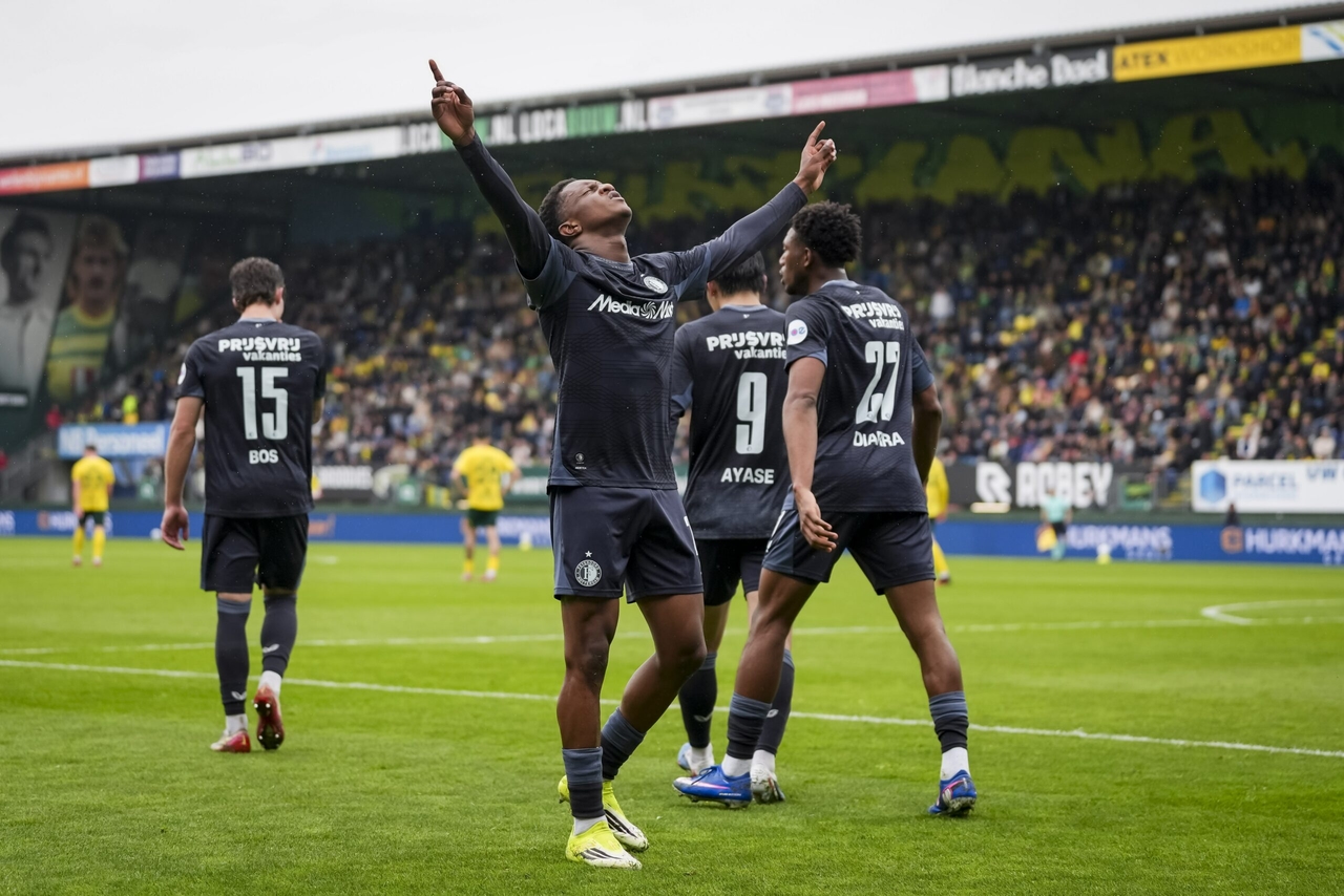 Feyenoord close in on Champions League, hopes rise for Excelsior