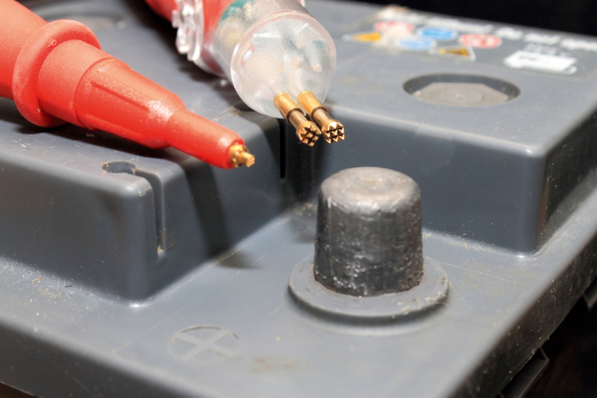 Test delle batterie di riserva e dell'accumulo di batterie