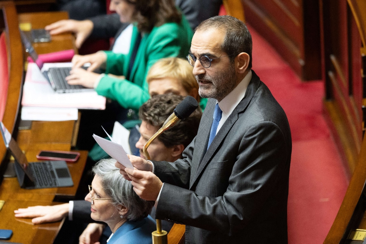 MP Pouria Amirshahi finally allowed to stay in the United States