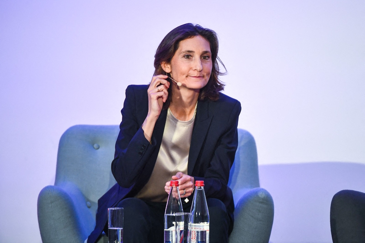 Amélie Oudéa-Castéra verlangt 9.000 Euro pro Monat für die Leitung des Nationalen Olympischen Komitees… eine traditionell ehrenamtliche Position
