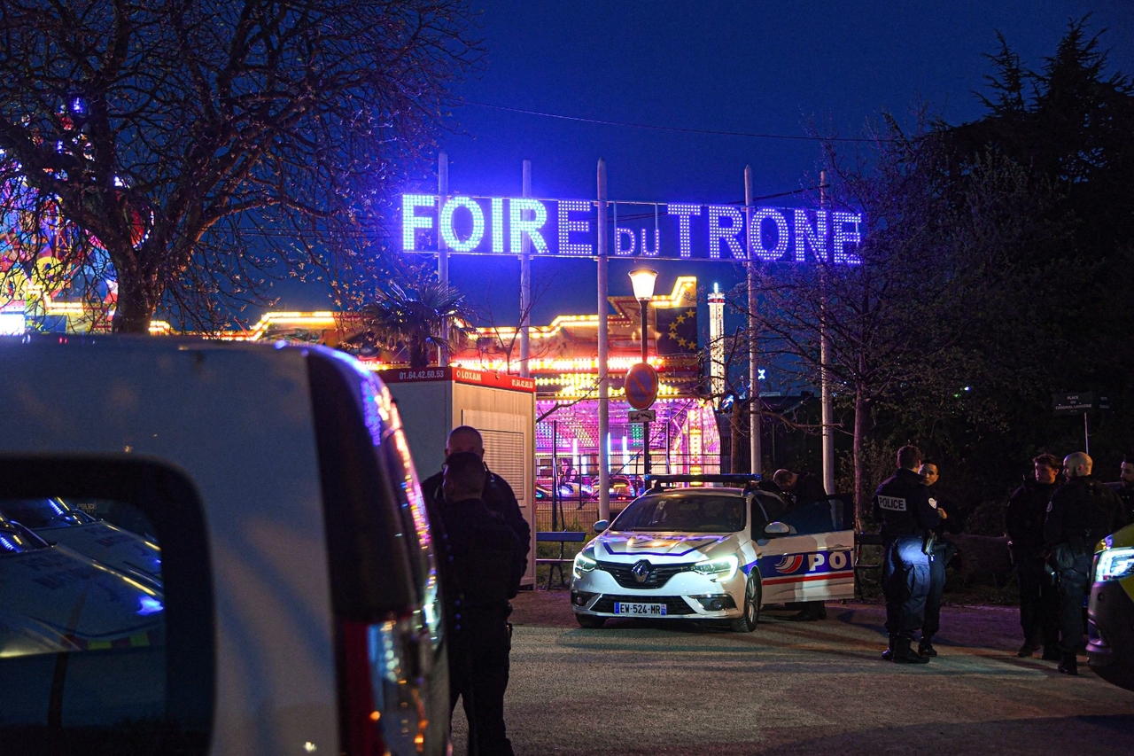 "Che diavolo ci fai qui?": ispettori del lavoro aggrediti alla Foire du Trône