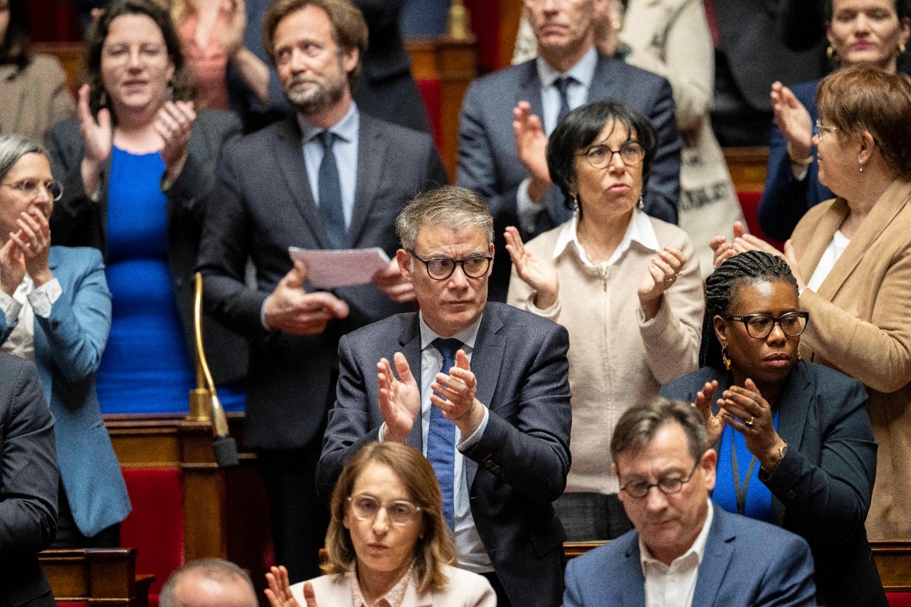 Renten: Vor Bayrous Konferenz reicht die Sozialistische Partei einen Einzel-Misstrauensantrag ein