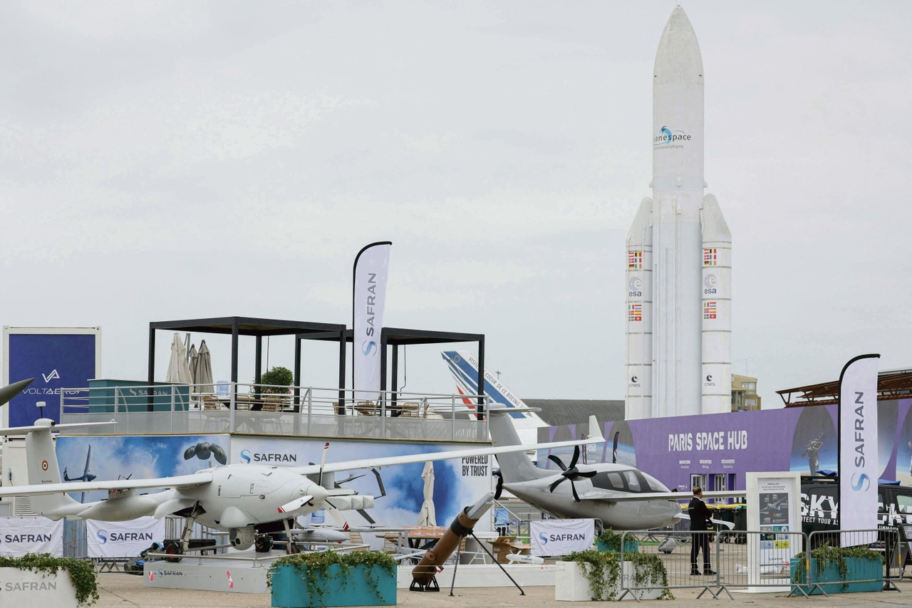 Auf der Paris Air Show erliegt die Luft- und Raumfahrtbranche dem Lockruf der Start-ups und des Marktes