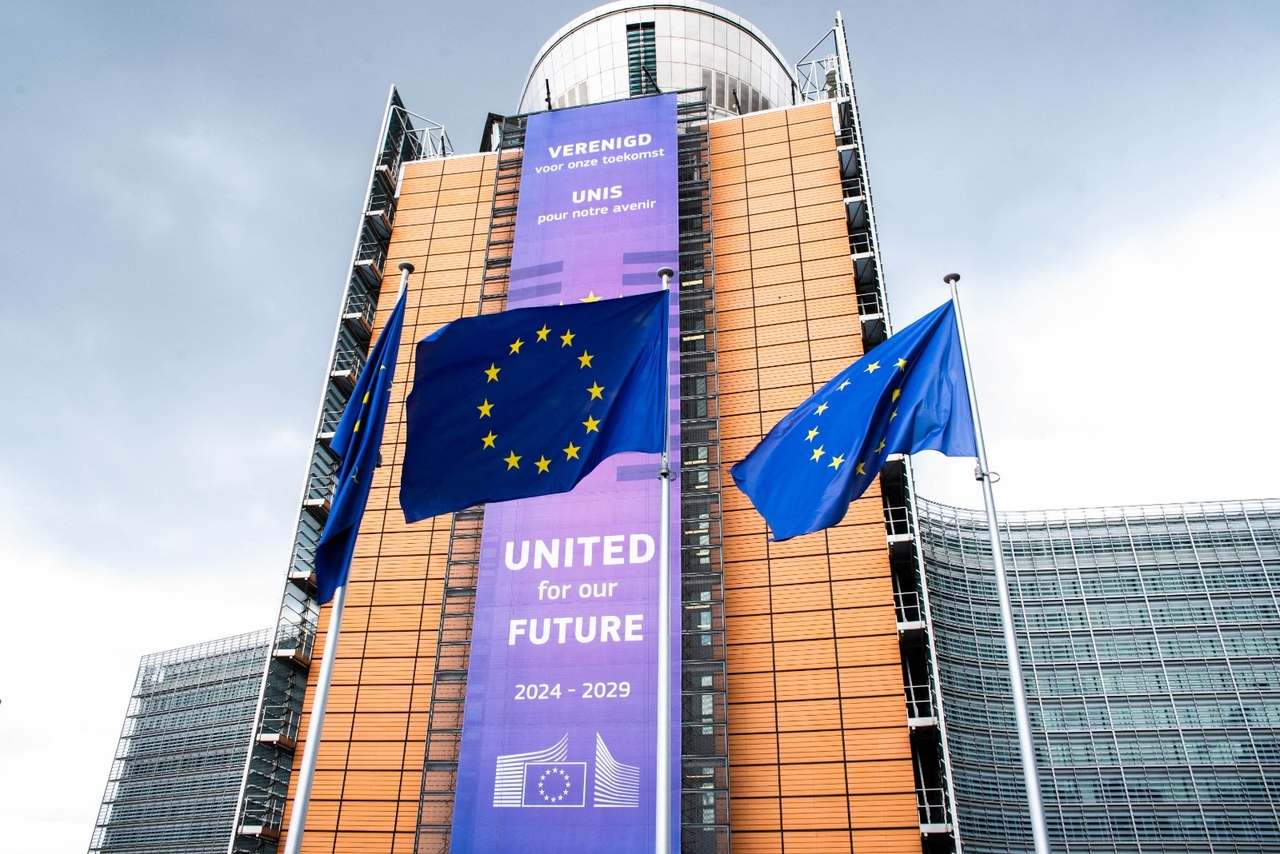 KI-Gesetz: Rund vierzig Verbände, darunter die Internationale Journalisten-Föderation, prangern einen „Verrat an den Zielen der europäischen Verordnung“ an