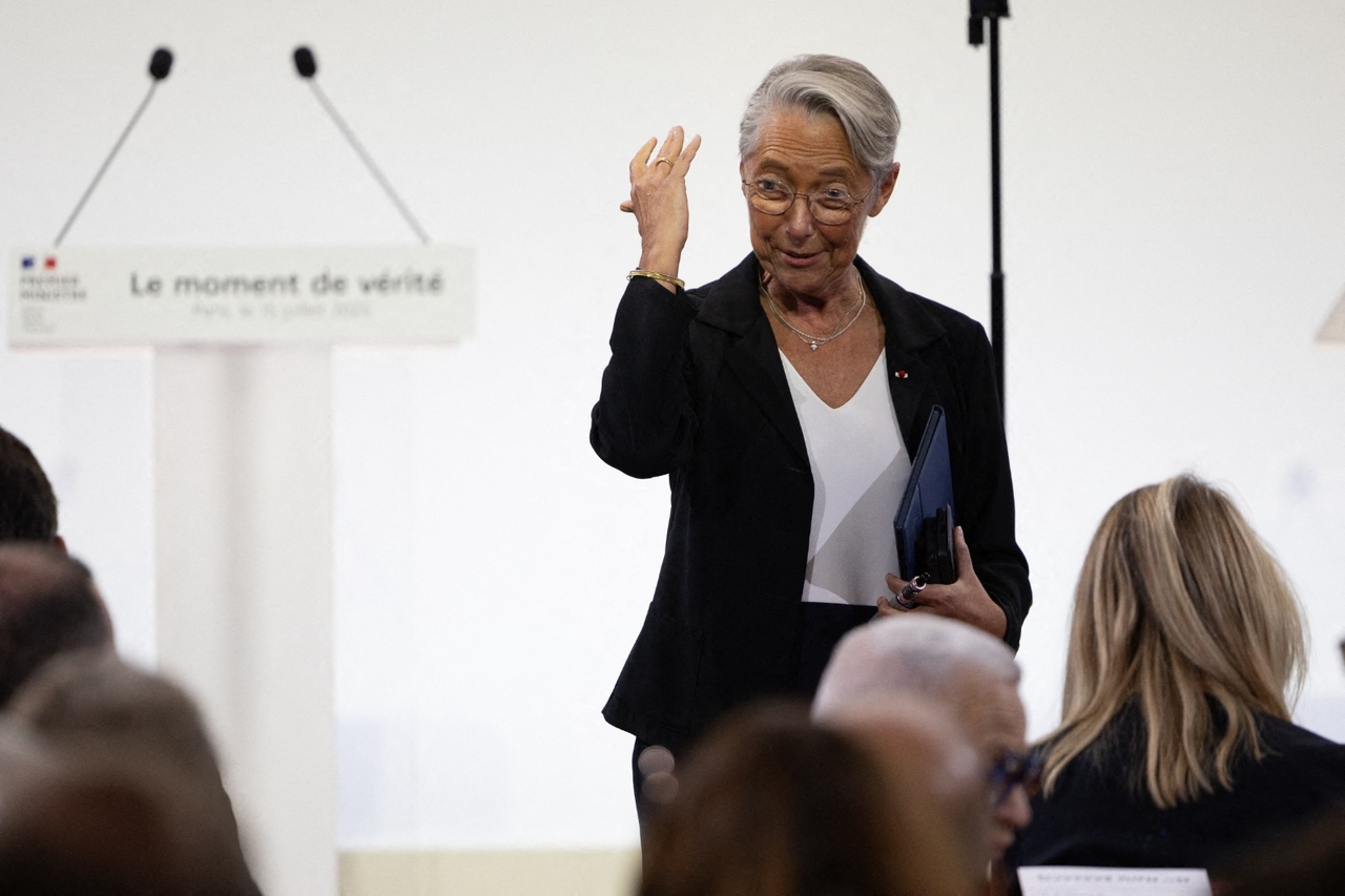 Politische Rückkehr: Mitten im Nebel behält Élisabeth Borne den Kurs bei … und vermeidet es dabei sorgfältig, über den Haushalt zu sprechen