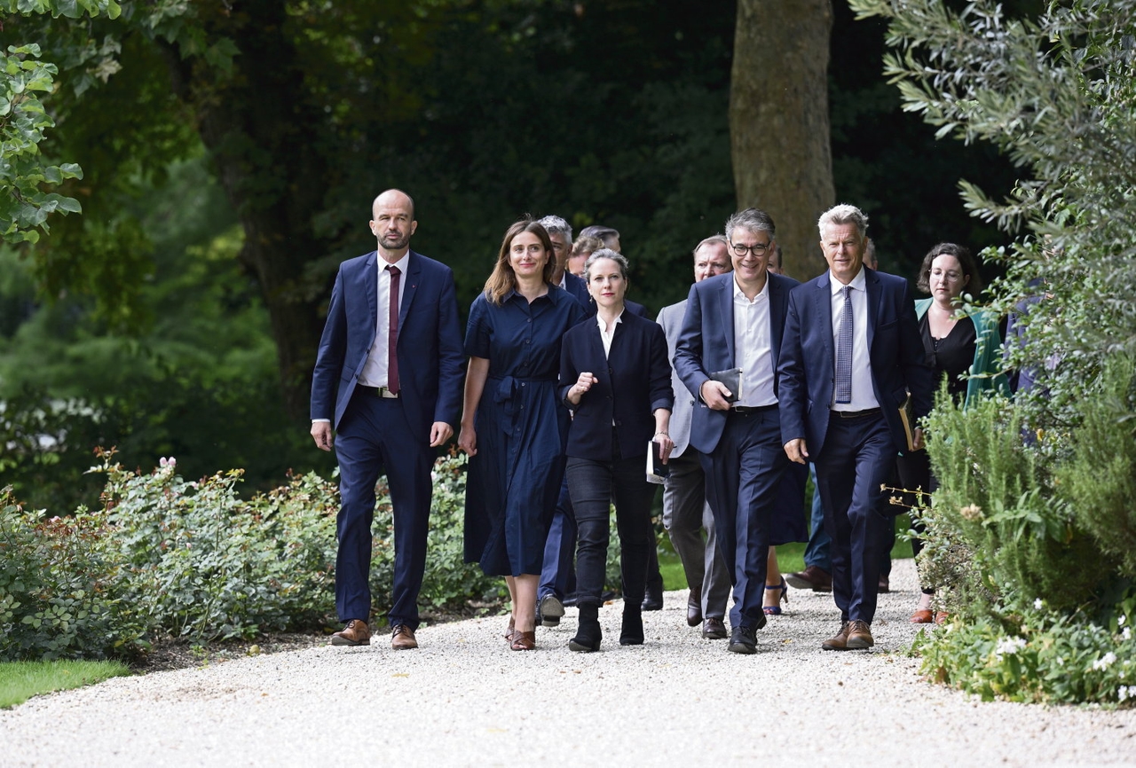 2026 Budget: In the cacophony, how the left hopes to capitalize on Bayrou's fall