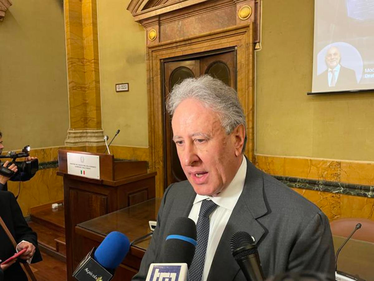 Napoli'de Kamu Katılımının Geleceği: Federico II'de İki Günlük Tartışma