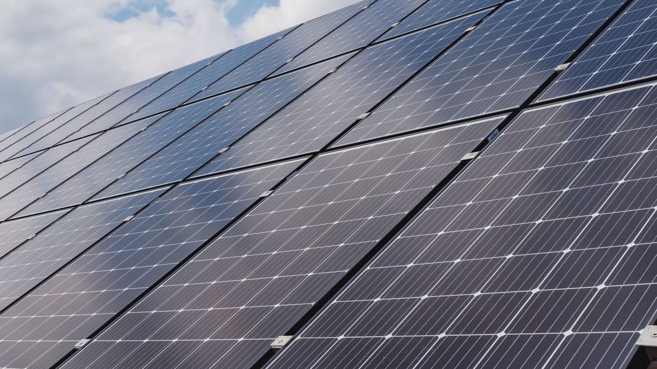 Fotovoltaico, tempi di allaccio alla rete lunghi anche 3 anni