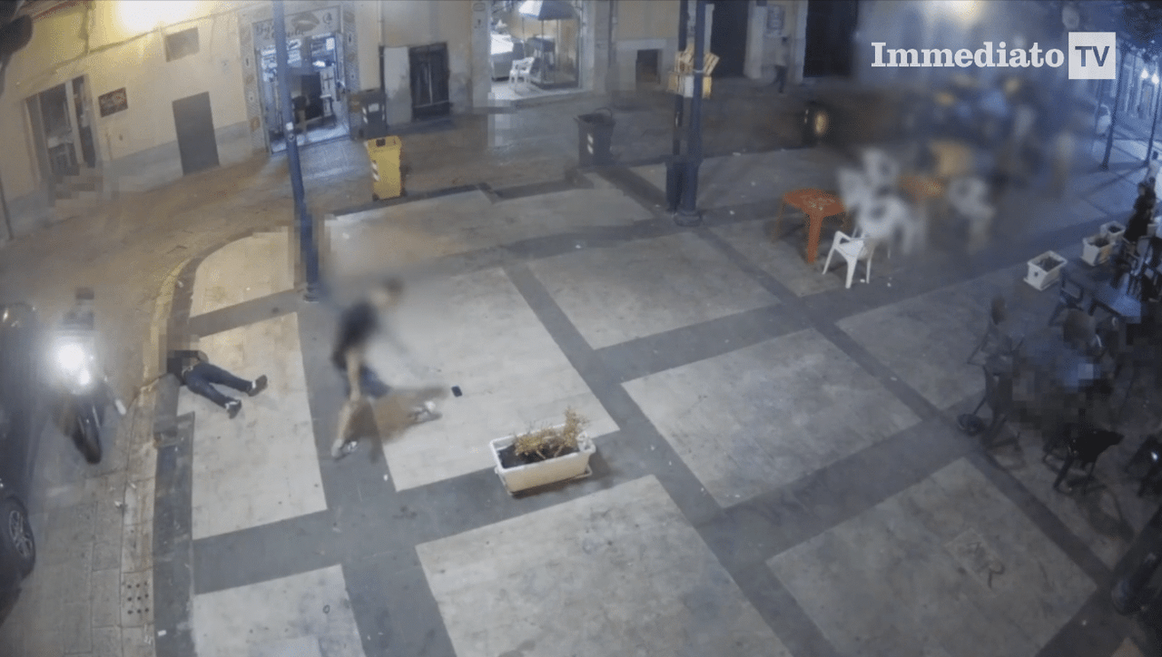 Foggia'daki Piazza Mercato'da yaşanan dayak, üç sanık için temyizde olası pazarlık