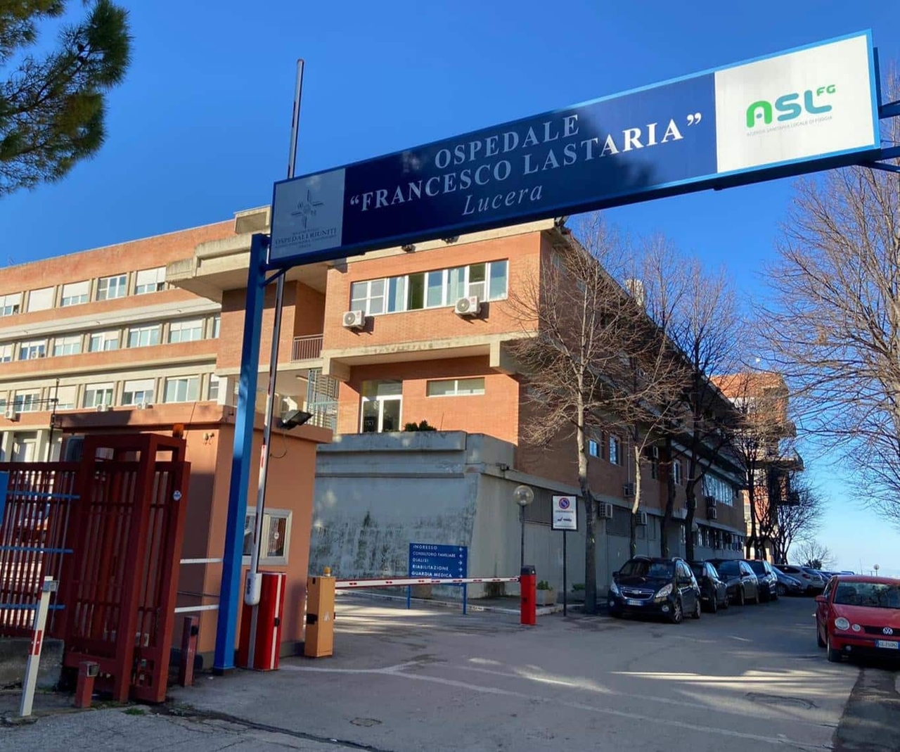 Foggia'da yangınlar, Lucera hastanesi yakınında alevler: durum kontrol altında