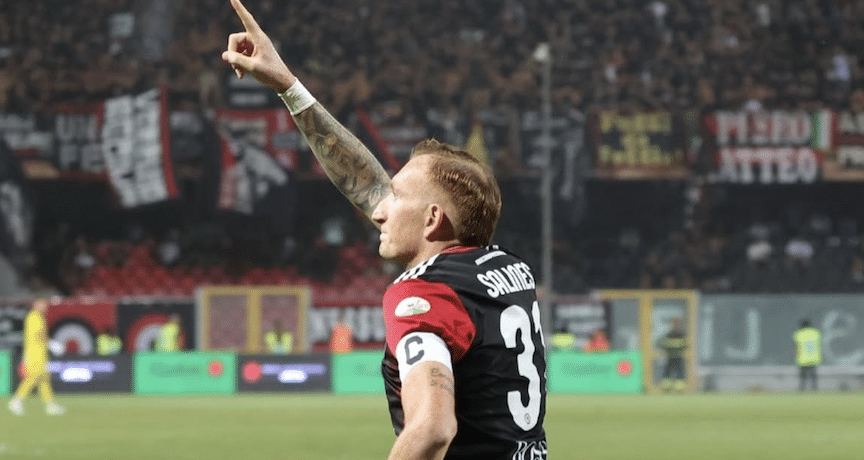 Foggia, la despedida del capitán Emmanuele Salines: "Esta ciudad era mi casa, no solo un campo"