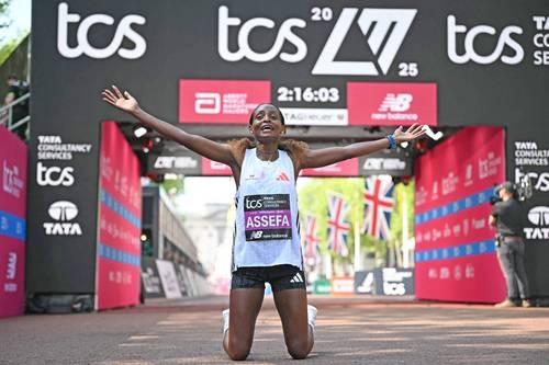 Assefa derrota Hassan na Maratona de Londres