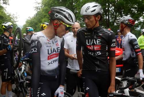 Massencrash beim Giro d'Italia