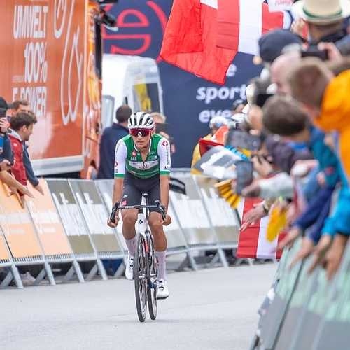 Isaac del Toro neemt de leiding