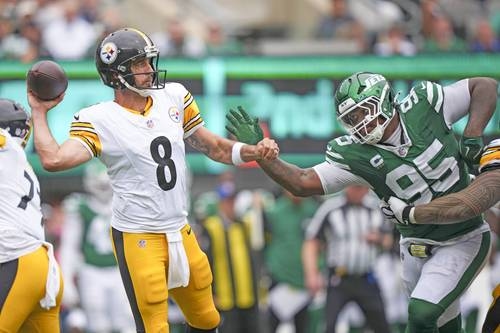 Aaron Rodgers debuts with Pittsburgh's 34-32 win over New York