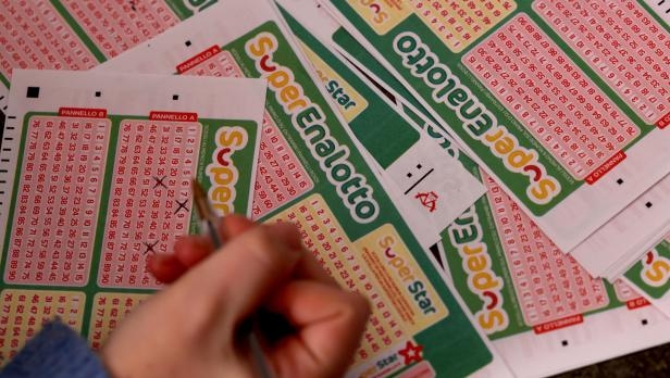 Lotto, Superenalotto ve 10eLotto çekilişleri bugün Cuma 13 Haziran 2025