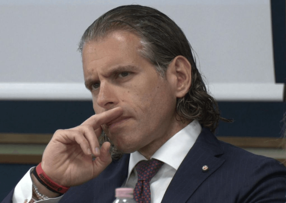 De Rosa: «Vizyonsuz AB, görevsiz, sanayinin sorunu»