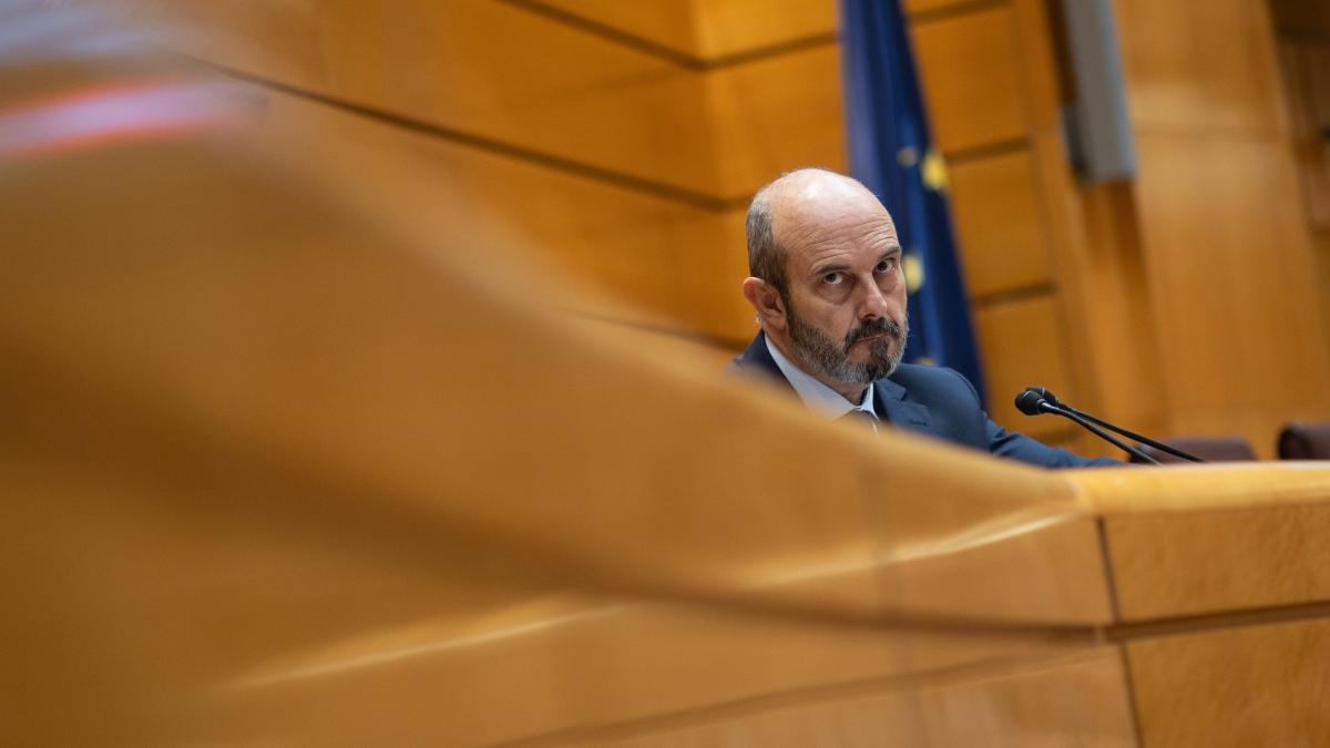 Die Regierung fordert Feijóo auf, hinsichtlich der Titel von Pedro Rollán „mit gutem Beispiel voranzugehen“.