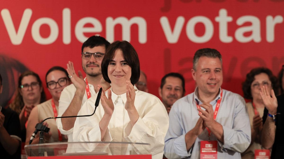 Sánchez finalizes new moves while the PSOE holds its breath