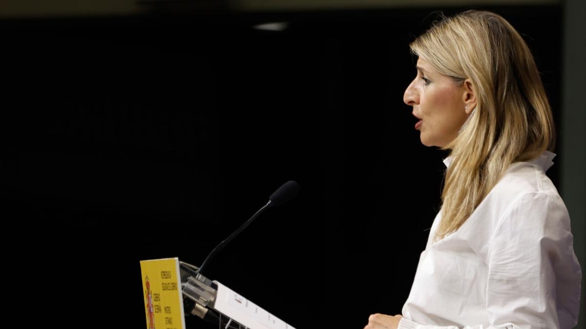 Díaz certifies her support for Sánchez but calls for an end to the use of special jurisdiction.