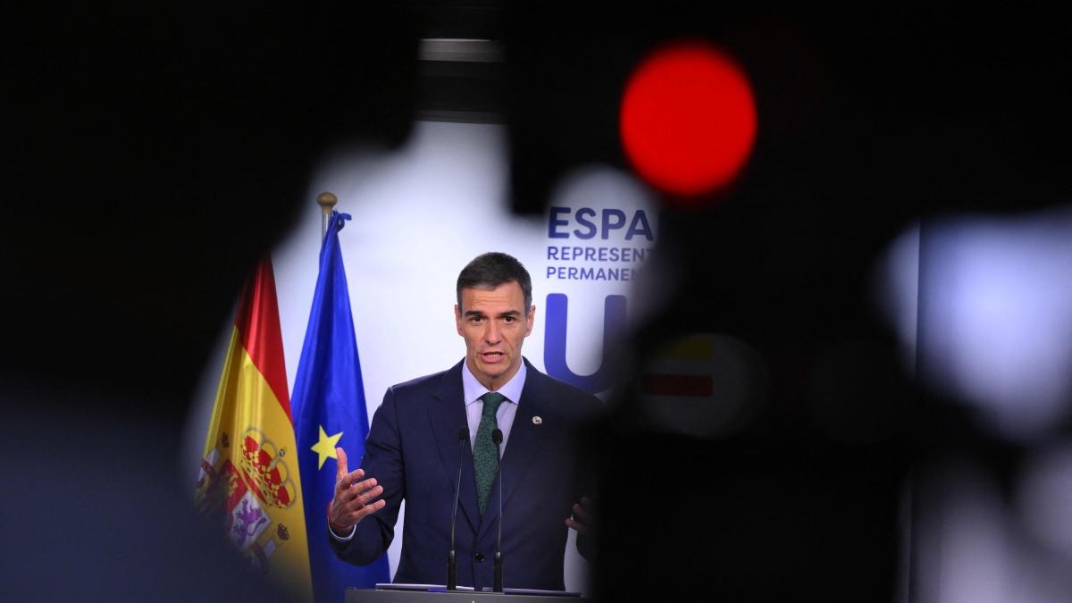 Sánchez houdt gelijke tred met Trump en Netanyahu te midden van de politieke storm.