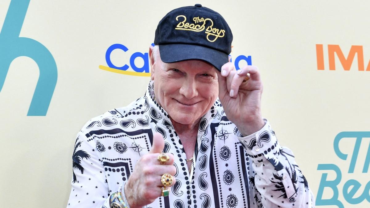 Mike Love: “Brian Wilson asked me to sing him our songs shortly before he died.”