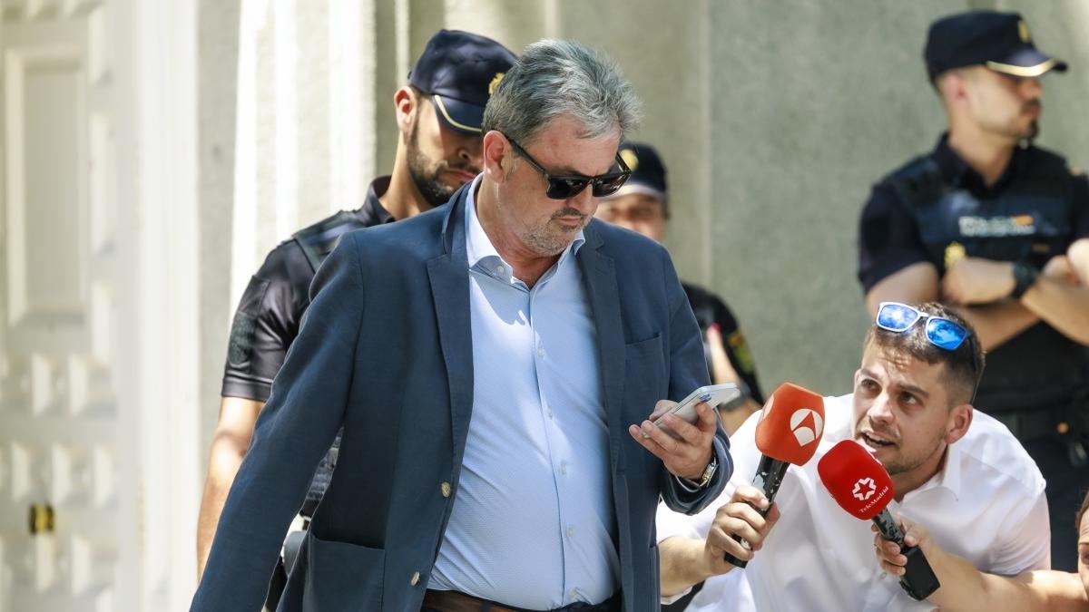 The Navarre Treasury does not record any payments from the company Servinabar to Santos Cerdán.