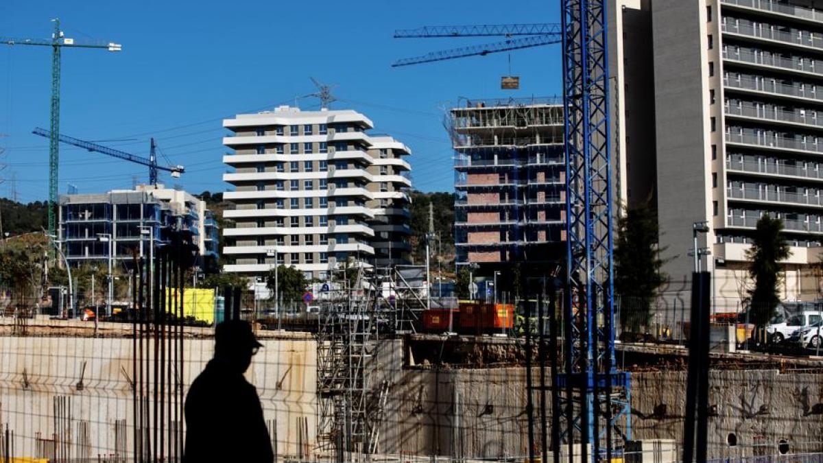 Lo sviluppo degli appartamenti è stagnante e copre solo il 20% della domanda attuale.