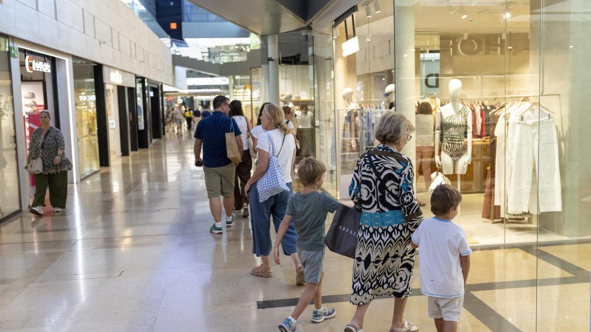 Je les emmènerai au centre commercial