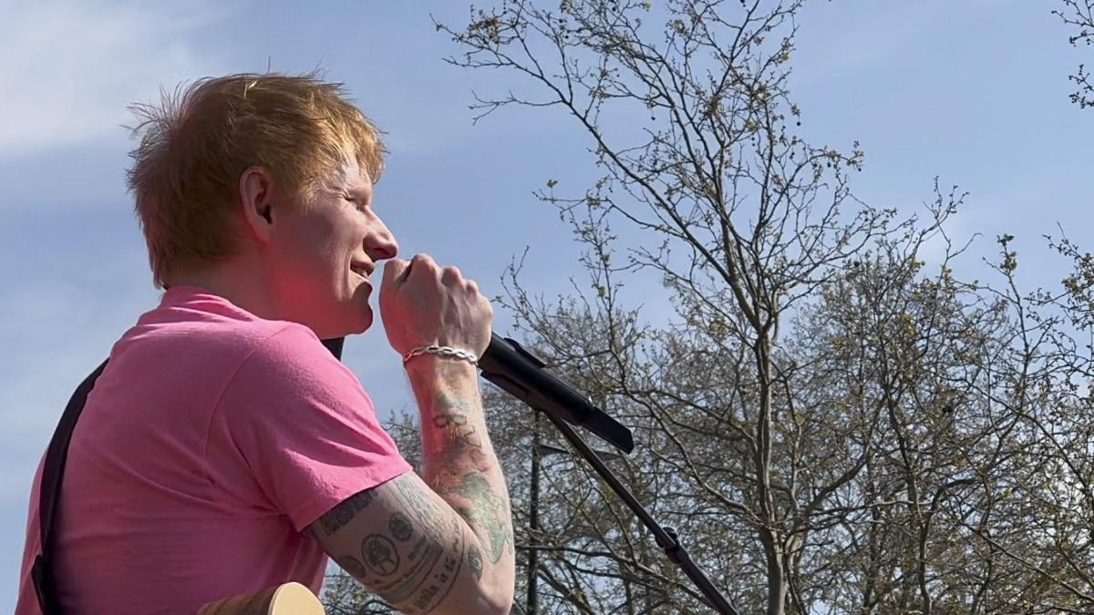 Ed Sheeran, aynısının devamı (★★✩✩✩) ve haftanın diğer albümleri