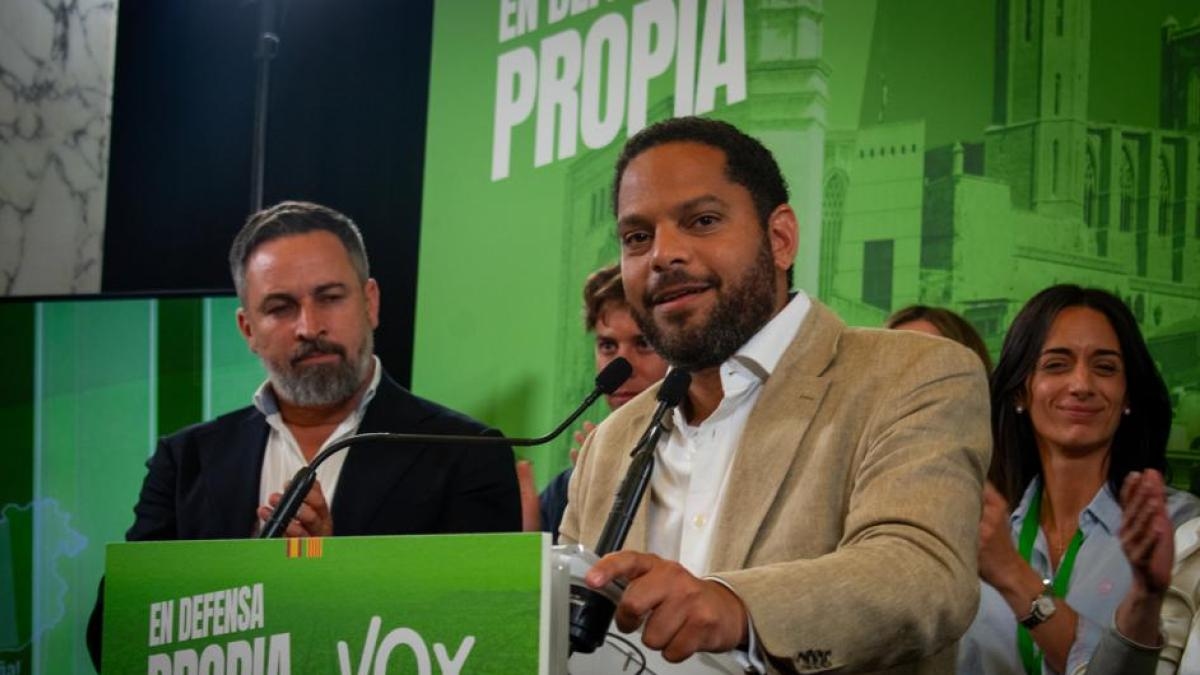 Vox, PSC seçmenlerini arayan bir "kırmızı kuşak turu" başlattı