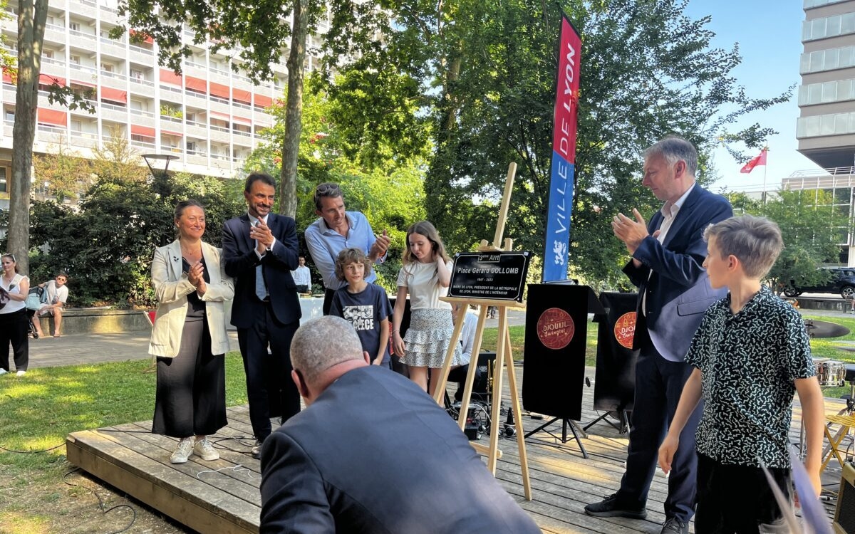 A Lione, Gérard Collomb onorato ai piedi della comunità da lui fondata