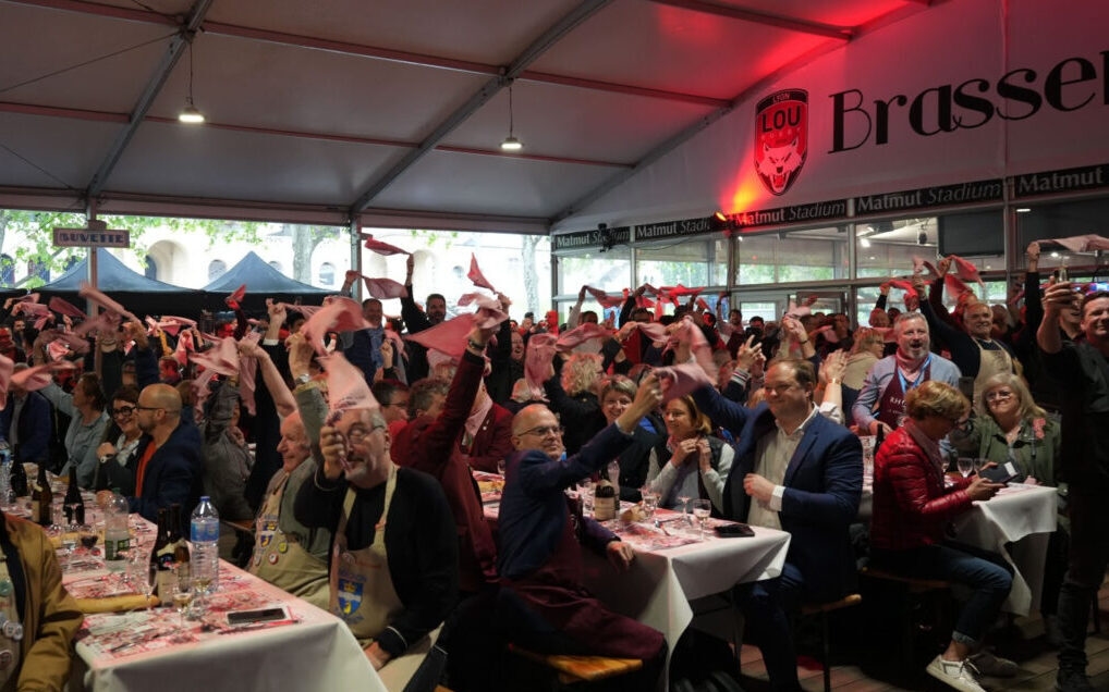 "La messe des vrais gones" : à Lyon, le Grand Mâchon mise sur "l'esprit guinguette"