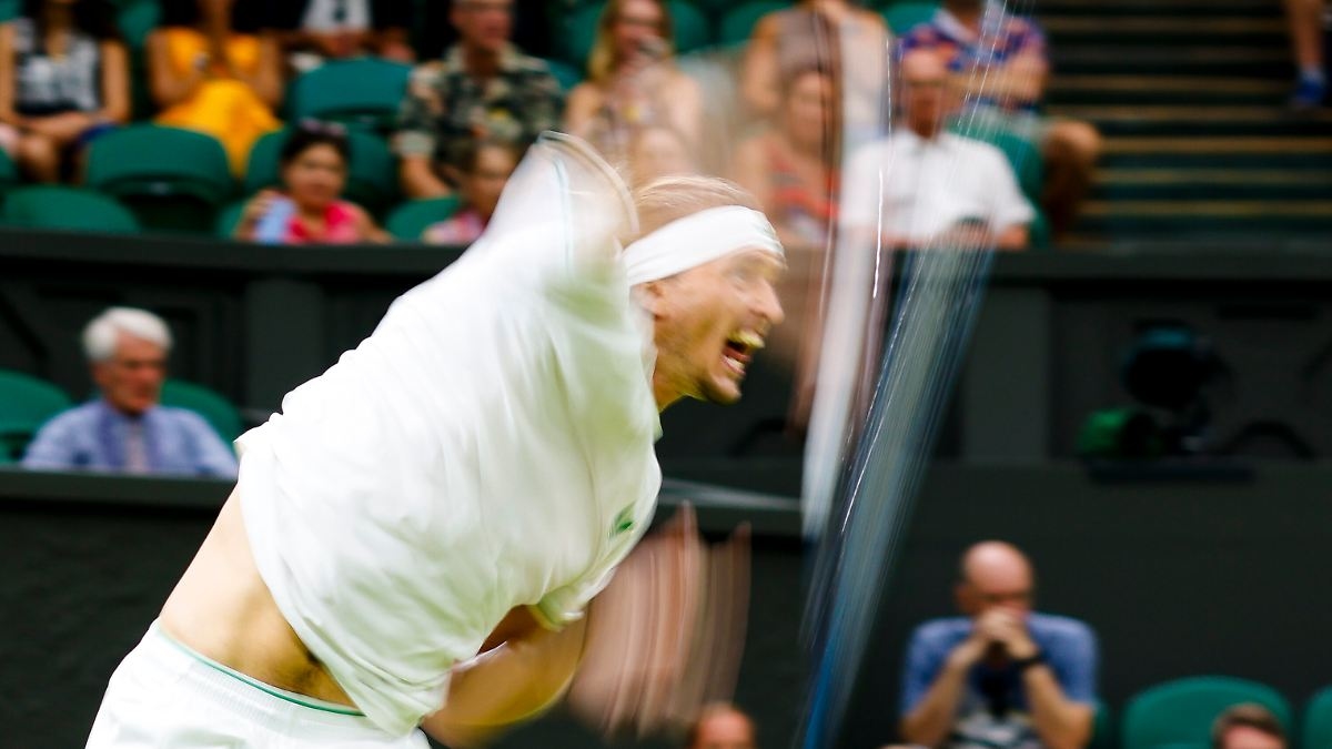 Afgelasting vanwege avondklok: Zverev dreigt vroegtijdig uit Wimbledon te worden