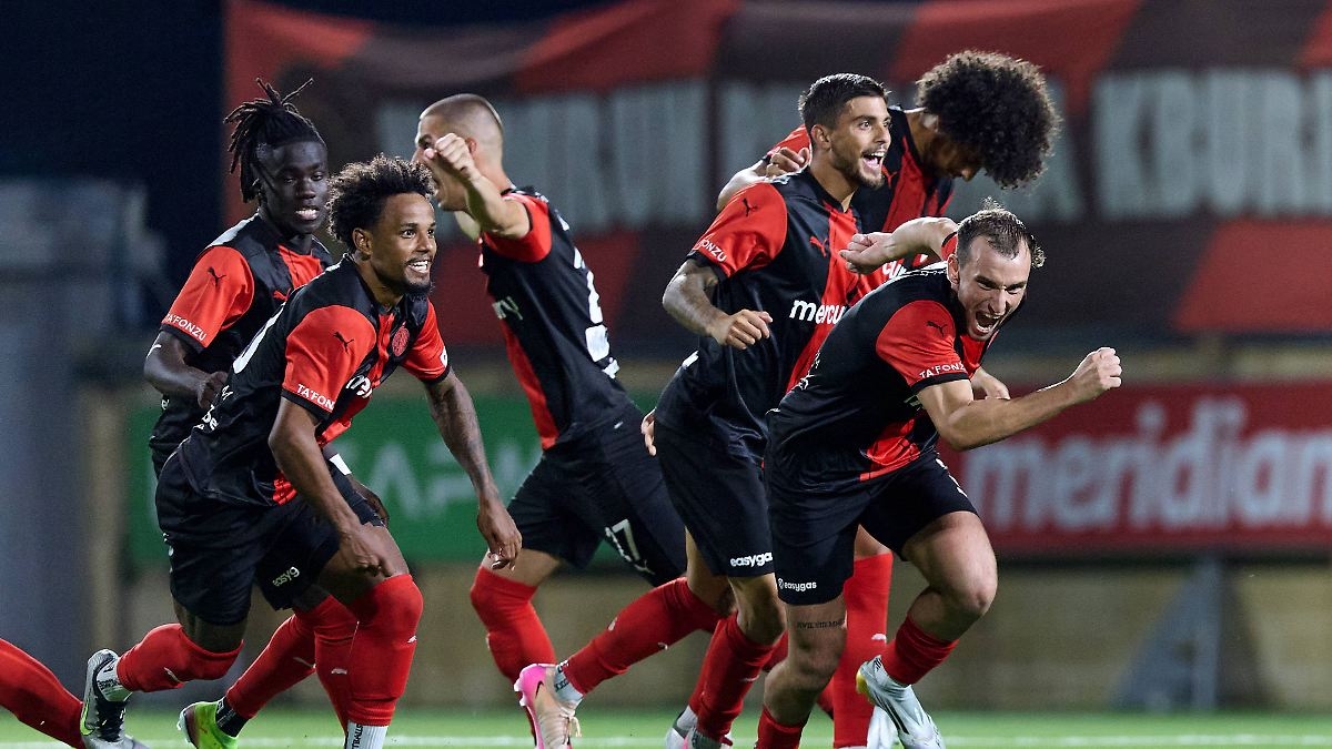 Eterno thriller de clasificación: el fútbol eclipsa a los enanos que establecen un récord en la Champions League