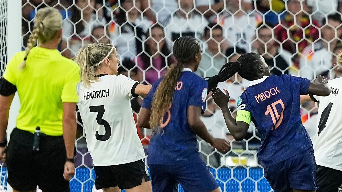 La "sorpresa" fatale di Hendrich: questo record del campionato europeo è inverosimile