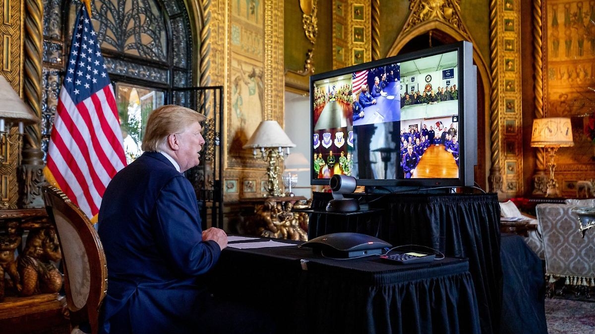 Antes da cúpula da Ucrânia com Putin: uma videochamada pretende colocar Trump no caminho certo
