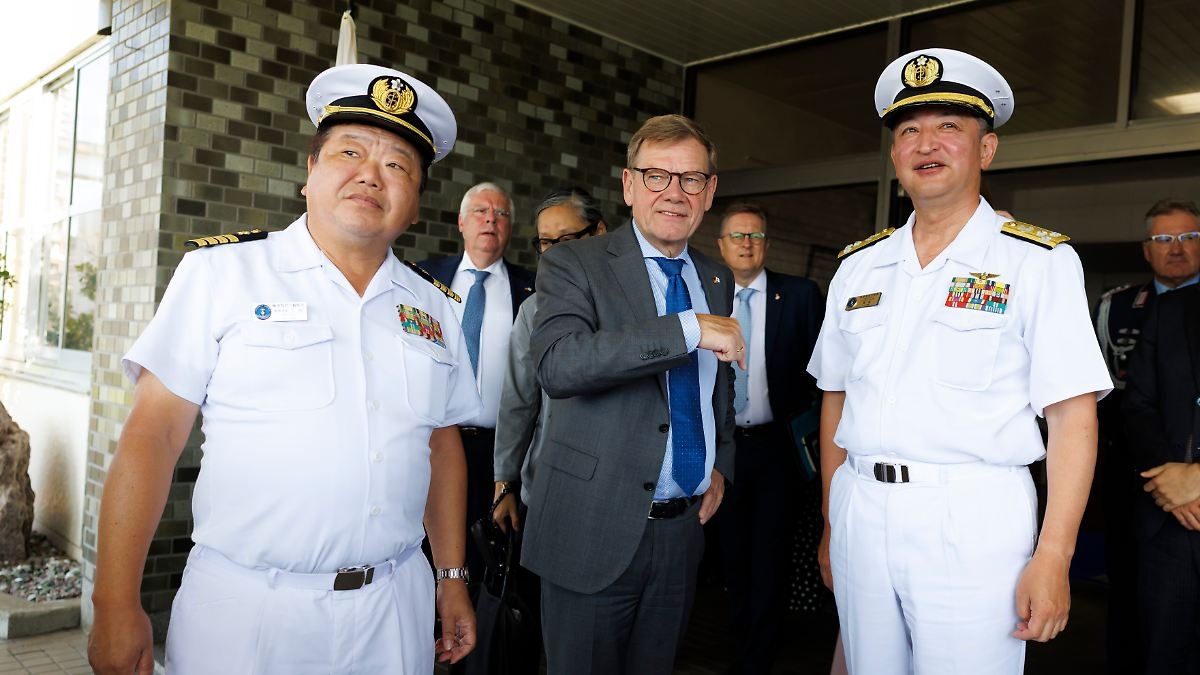 Foreign Minister visits US troops: Wadephul criticizes aggressive actions by China and North Korea