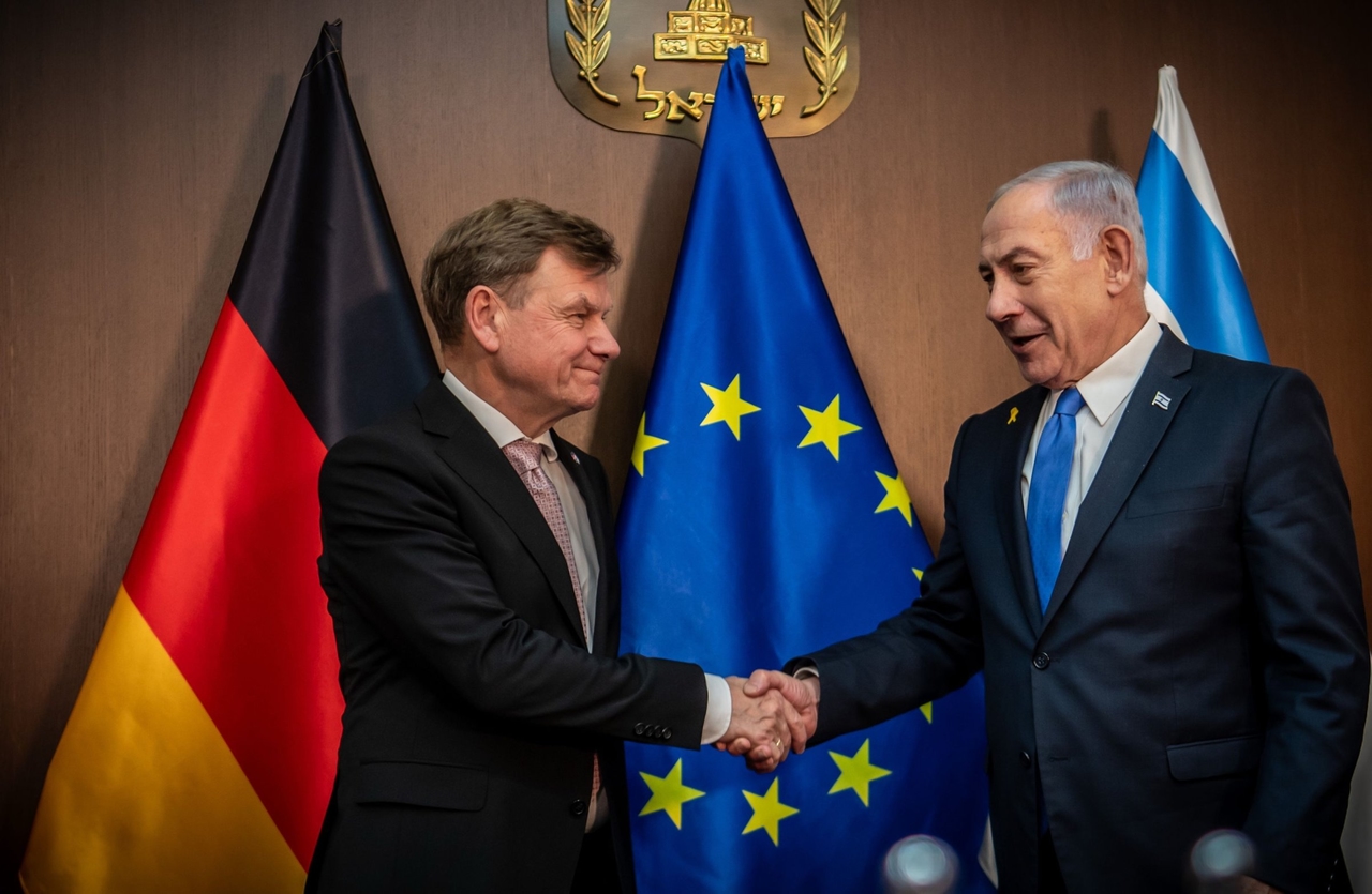Wadephul em Israel | Wadephul se encontra com Netanyahu, procurado por mandado de prisão